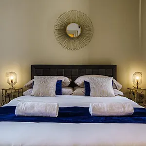 italianway-palazzo-nouveau.taorminaitalyhotels.com/
